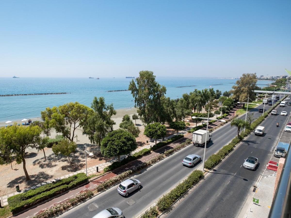 Sanders Kanika Sea Forum - Adorable 2-Bedroom Apartment With Sea View ลิมาซอล ภายนอก รูปภาพ