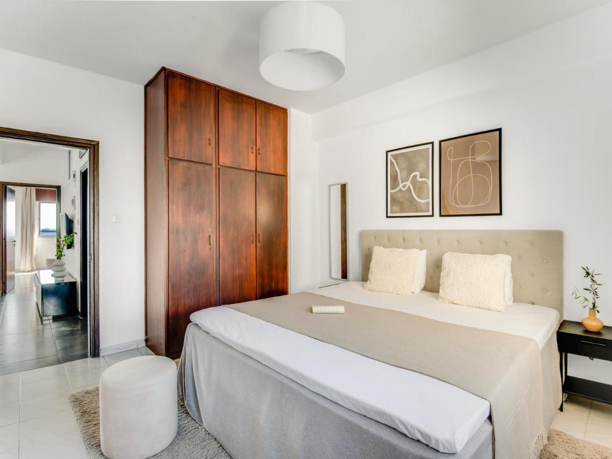 Sanders Kanika Sea Forum - Adorable 2-Bedroom Apartment With Sea View ลิมาซอล ภายนอก รูปภาพ